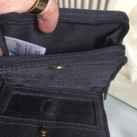 Thirty-One Small Square Wallet - Picture 5 of 6